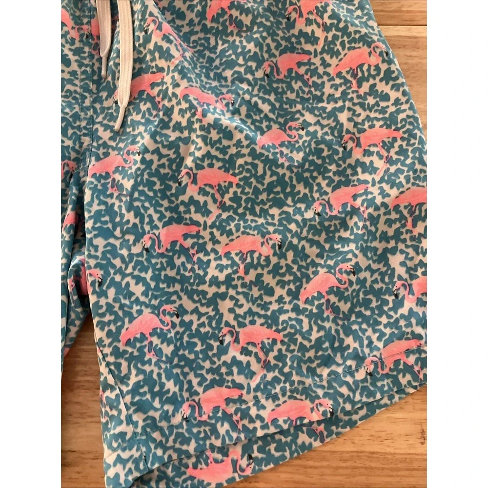 Men's Chubbies The Domingos Flamingos Classic Swim Trunks Mesh Lined XS